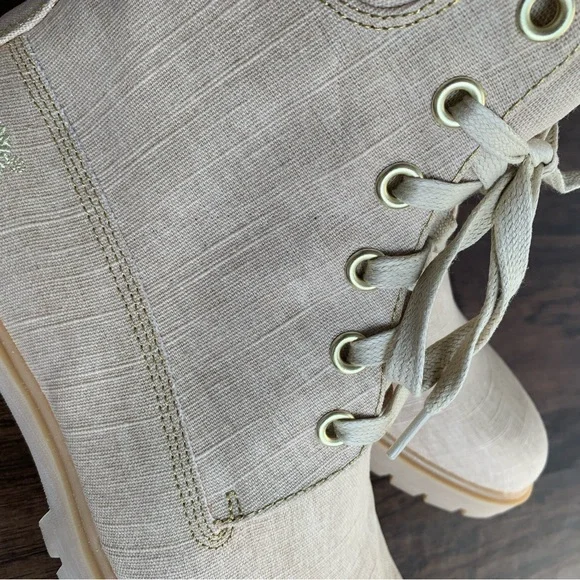 Timberland Light Tan canvas High-Top Boots - Picture 13 of 13